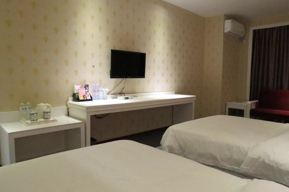 Longwang Business Hotel Liuzhou Exterior foto